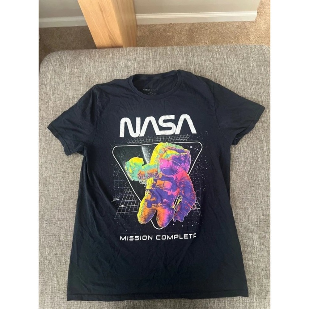 Hyperspace NASA Mission Complete Rainbow Astronaut Graphic T-Shirt Black Medium